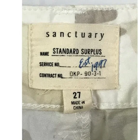 Sanctuary Pants Size 27 Womens Camouflage Tan Beige Cargo Style Drawstring Cuff - Picture 3 of 13